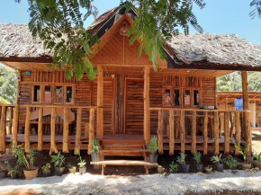 Travis Post Homestay